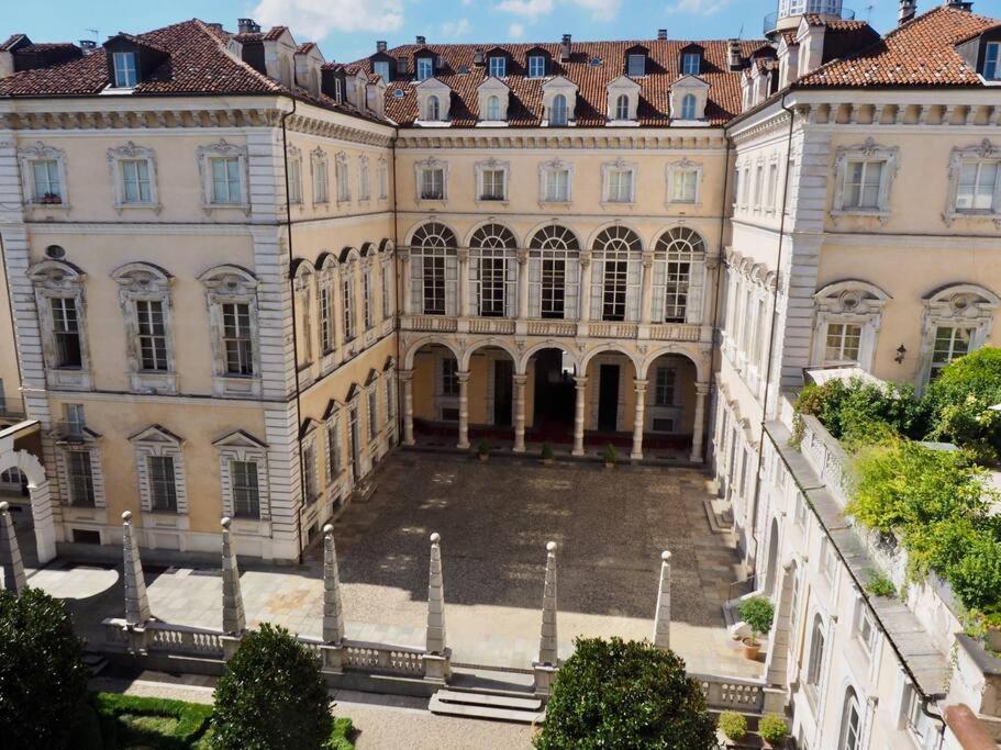 Mister G Home In The Heart Of Turin Bagian luar foto