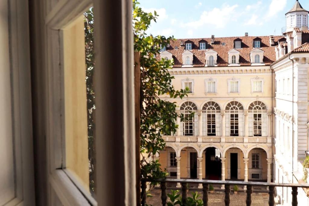 Mister G Home In The Heart Of Turin Bagian luar foto